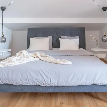 Mia Apartman *