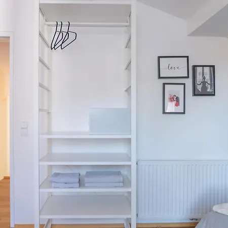 Mia * Инсбрук