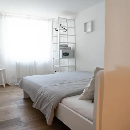 Mia Apartment *