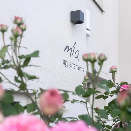 Mia * Innsbruck